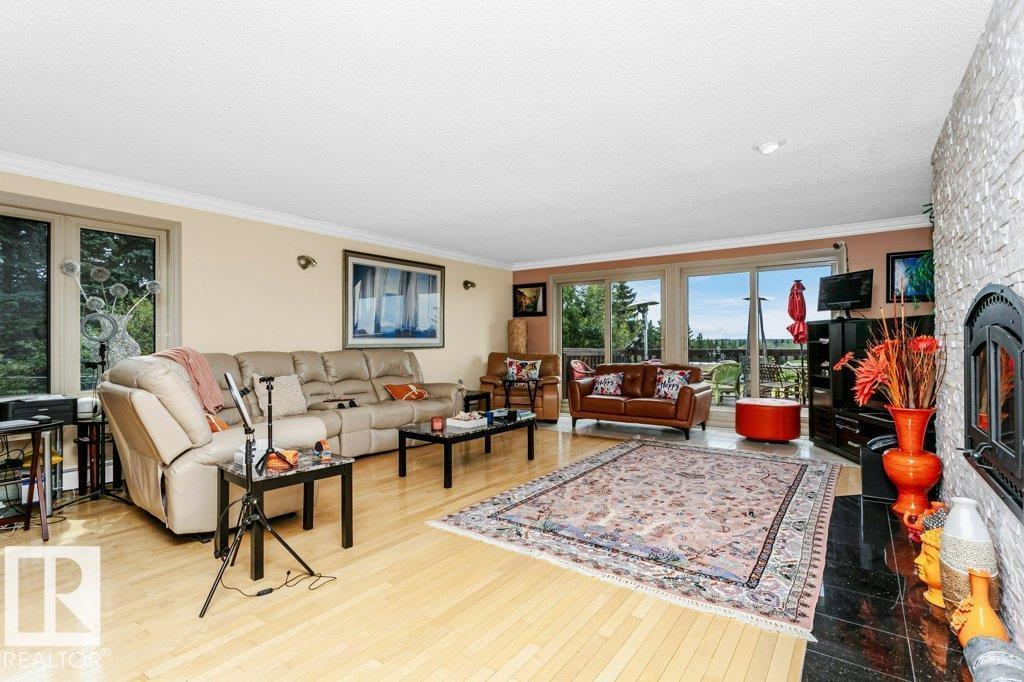 #229 53310 RGE ROAD 221 - 37