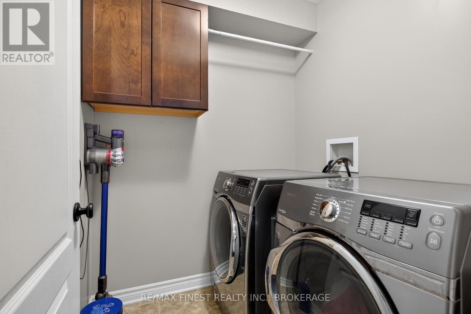 1276 ATKINSON STREET - 10