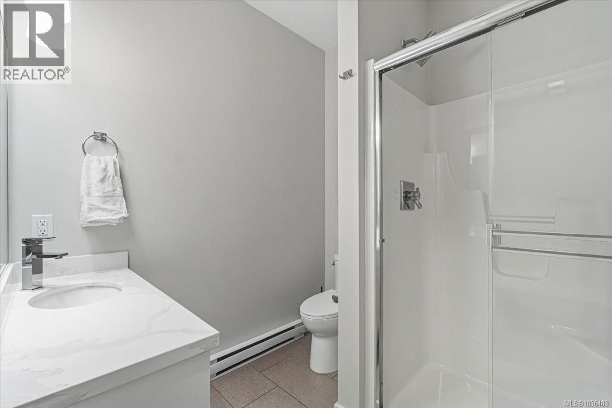 1324 Langara Dr - 31
