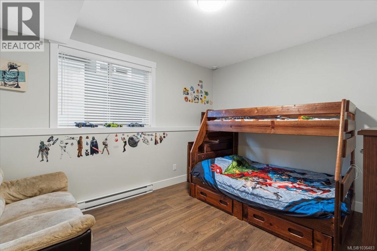1324 Langara Dr - 32