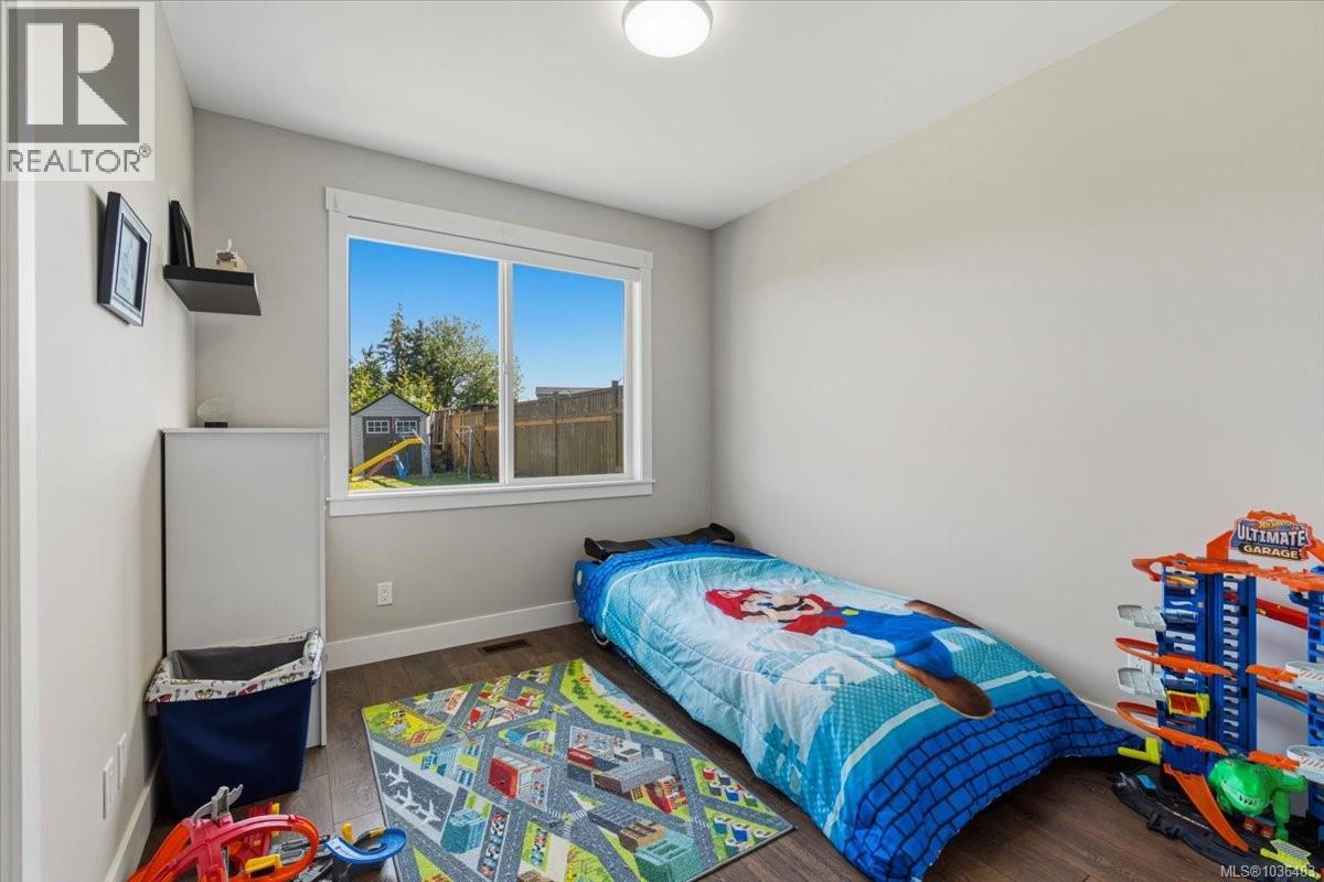 1324 Langara Dr - 21
