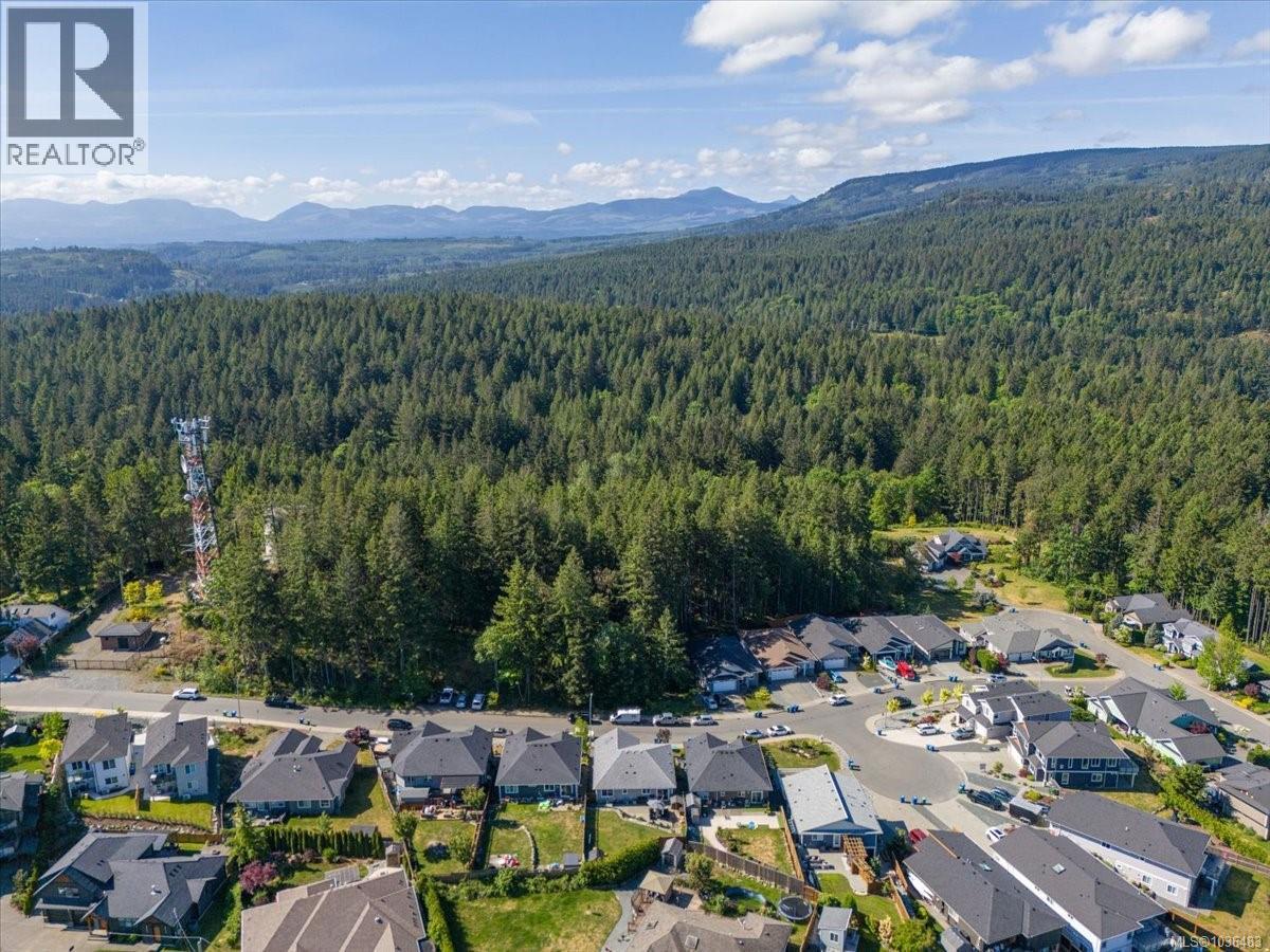1324 Langara Dr - 48