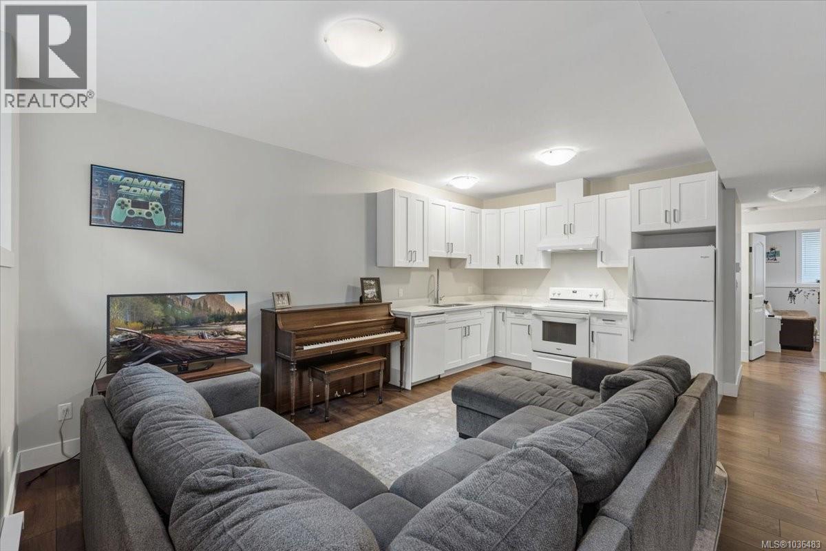 1324 Langara Dr - 29
