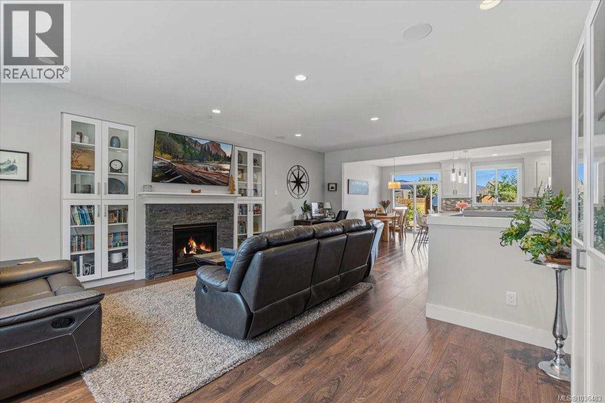 1324 Langara Dr - 15
