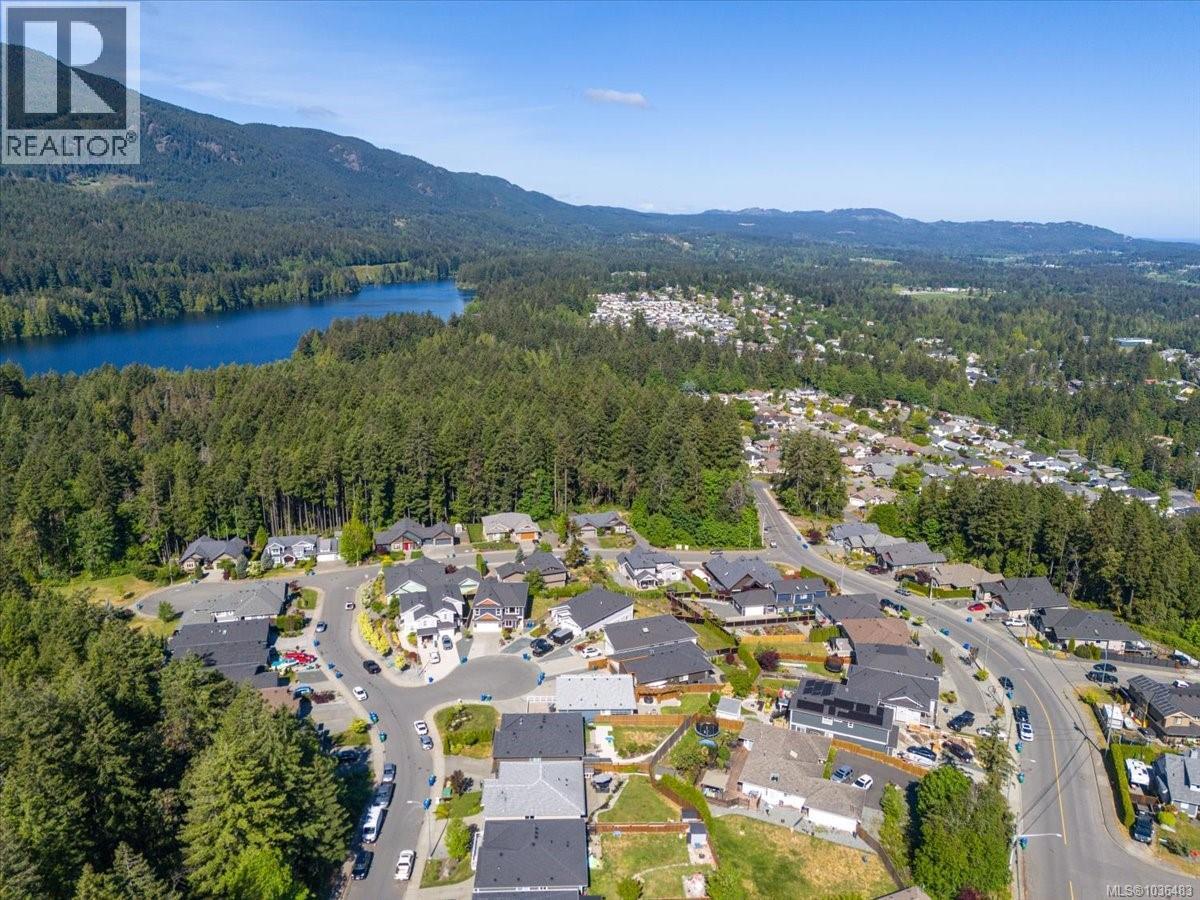 1324 Langara Dr - 46