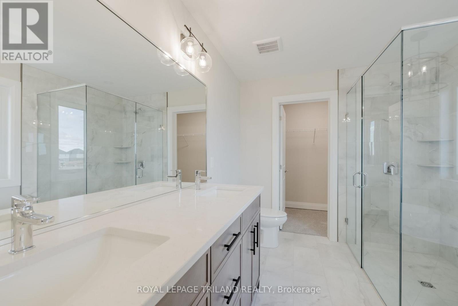 43 ALLISTER DRIVE - 25