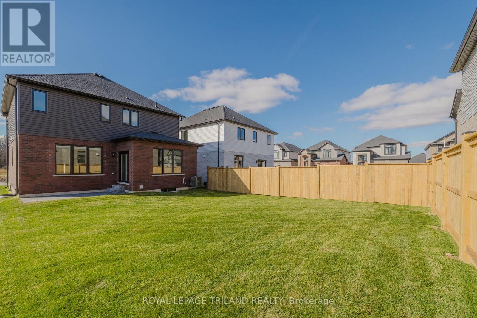 43 ALLISTER DRIVE - 35
