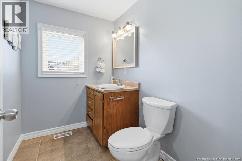 380 Rue Centrale Street - 12