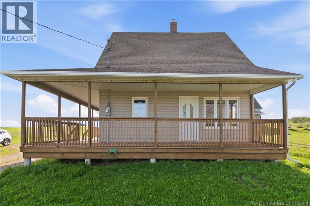 380 Rue Centrale Street - 1