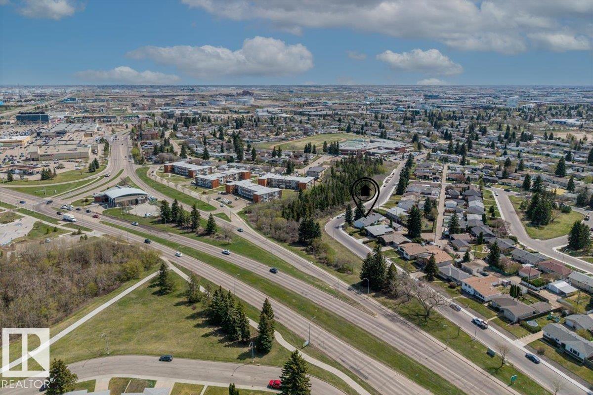 9732 64 ST NW, Edmonton