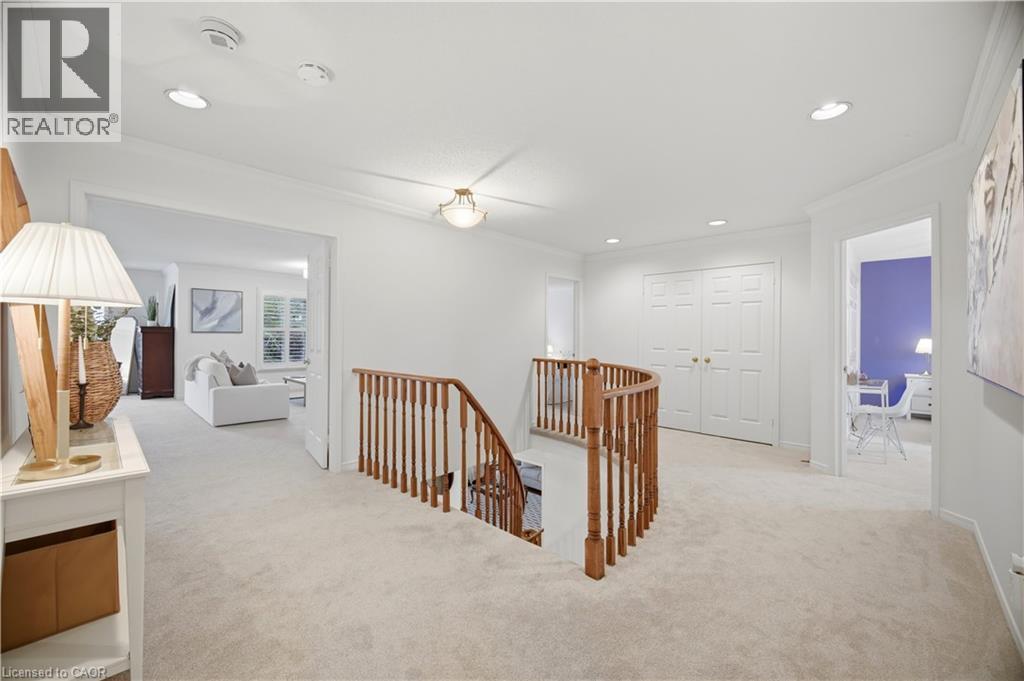 1122 BERKSHIRE Court, Oakville, Ontario, L6M2L6 — Photo 34