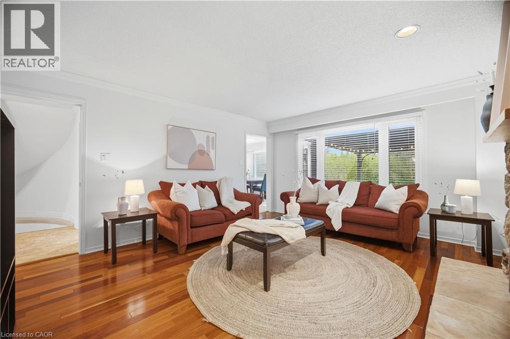 1122 BERKSHIRE Court, Oakville, Ontario, L6M2L6 — Photo 18