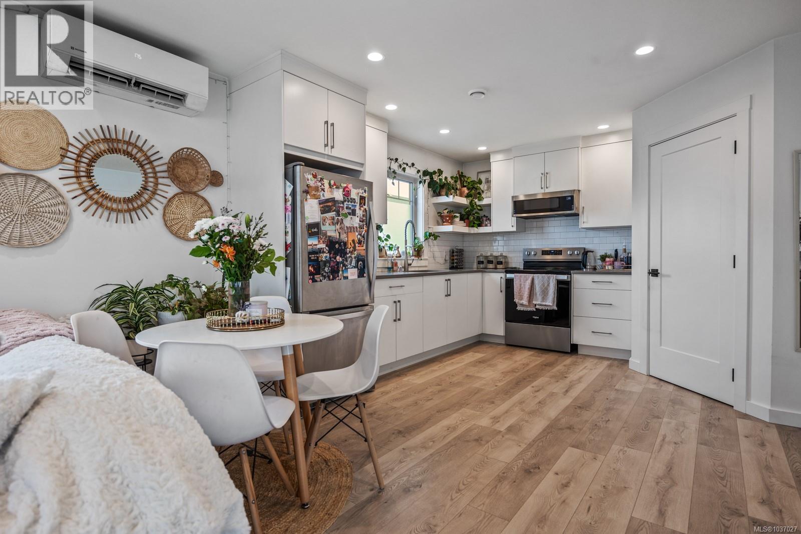 4033 Buckstone Rd - 5
