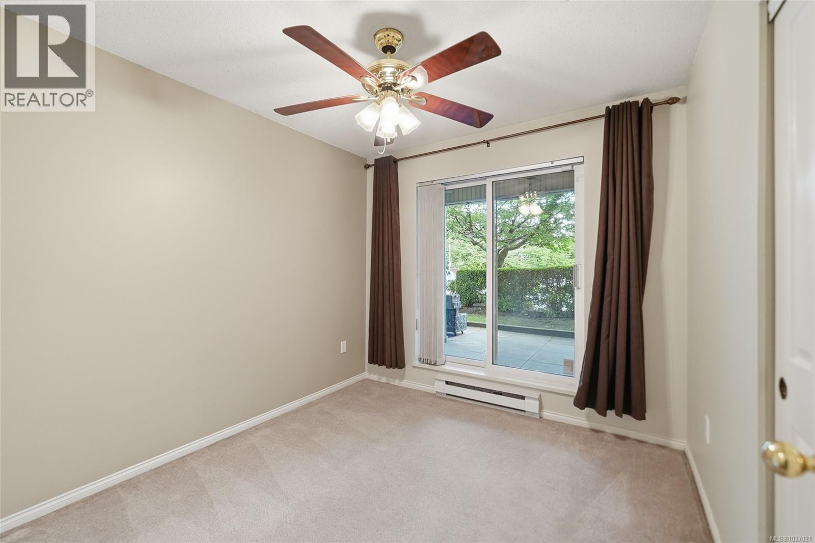 #107 1685 Estevan Rd - 18