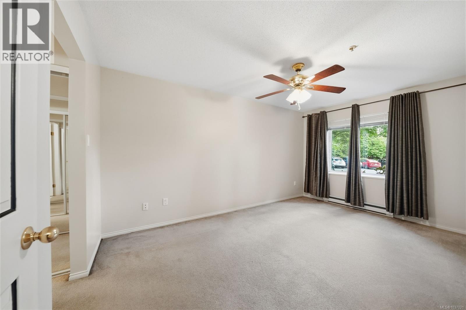 #107 1685 Estevan Rd - 22