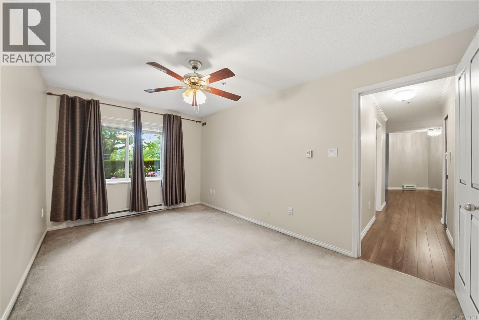 #107 1685 Estevan Rd - 27