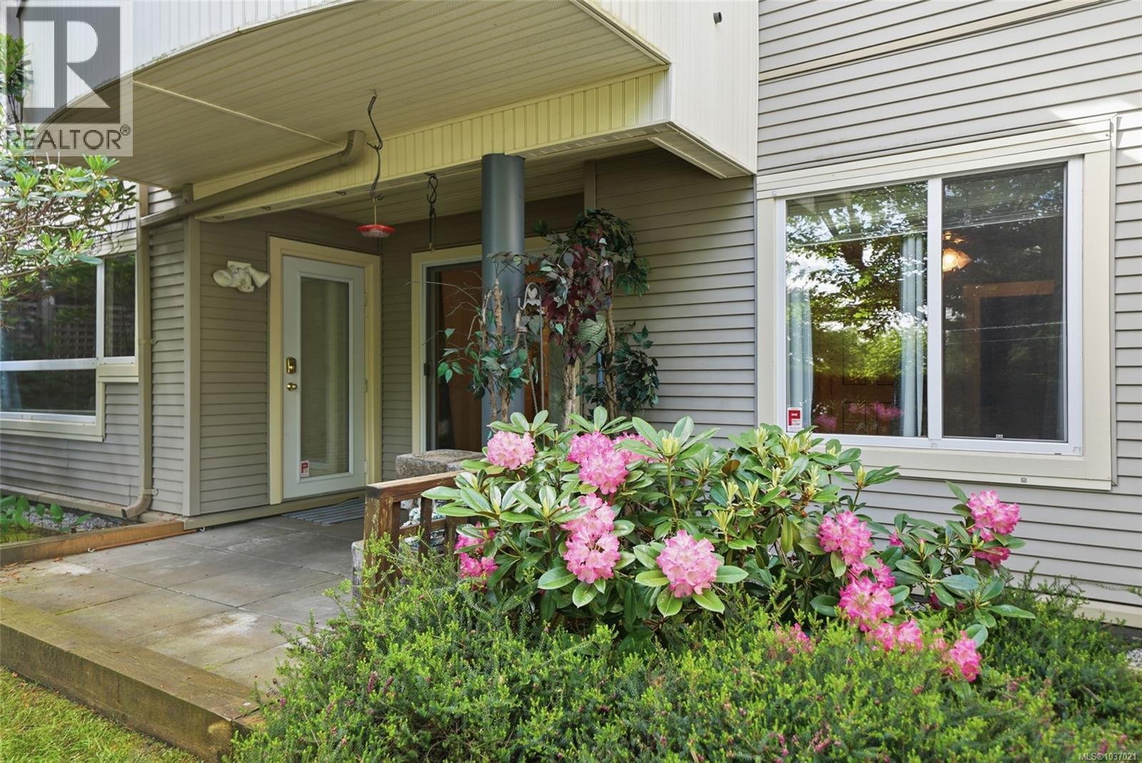 #107 1685 Estevan Rd - 29