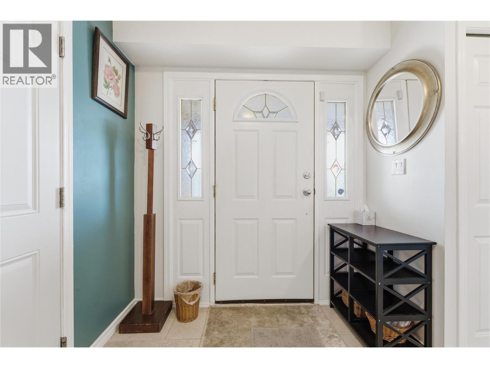 6815 Cameo Drive N - 3