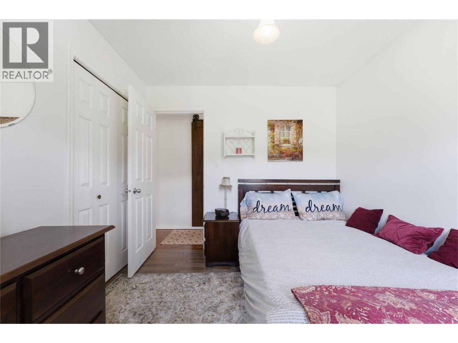 6815 Cameo Drive N - 29