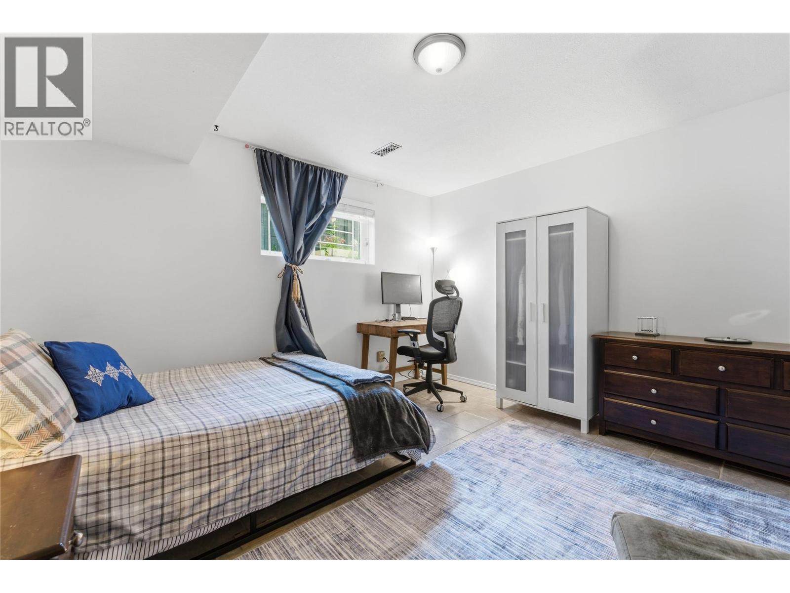 6815 Cameo Drive N - 38