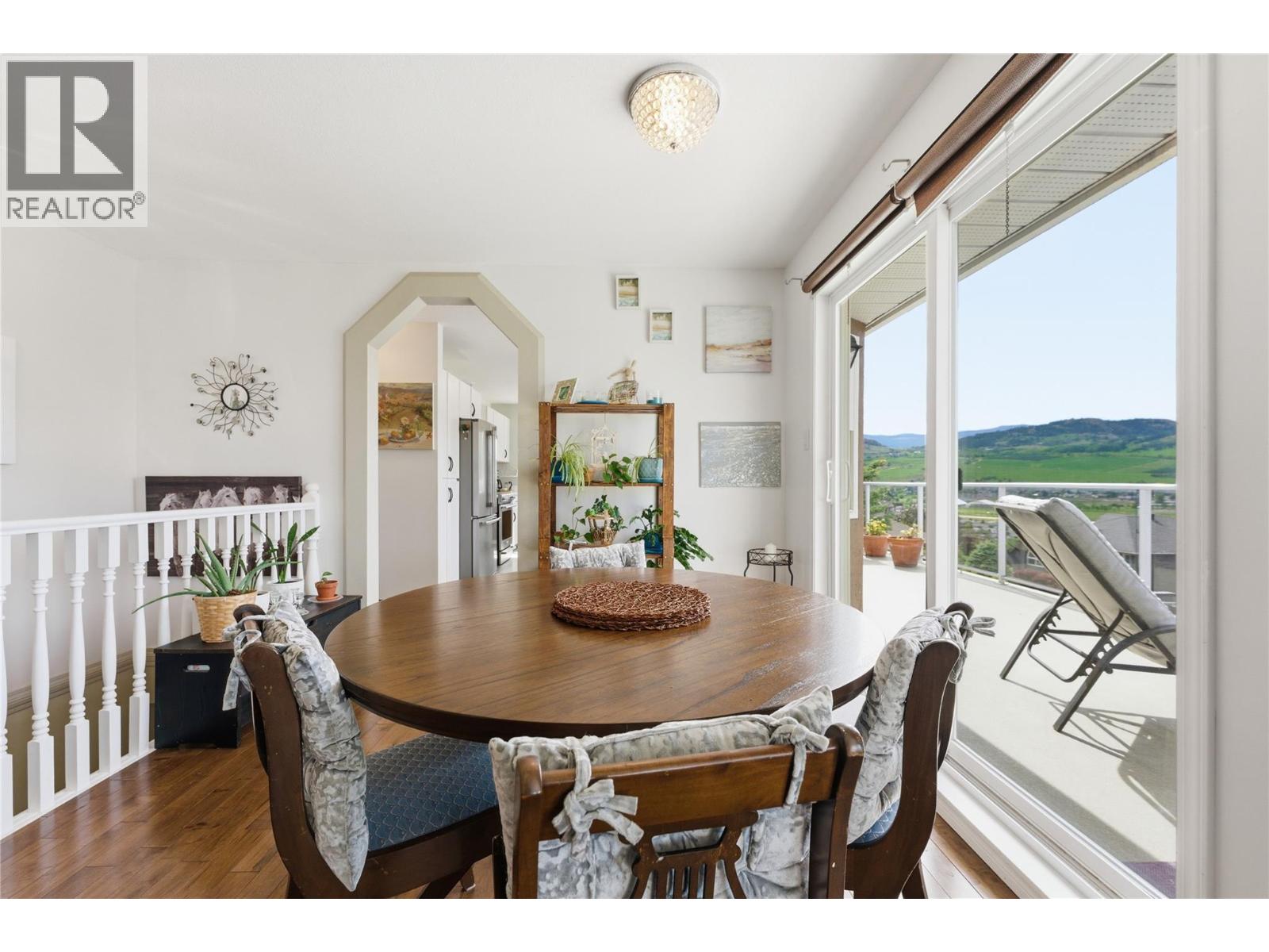 6815 Cameo Drive N - 10