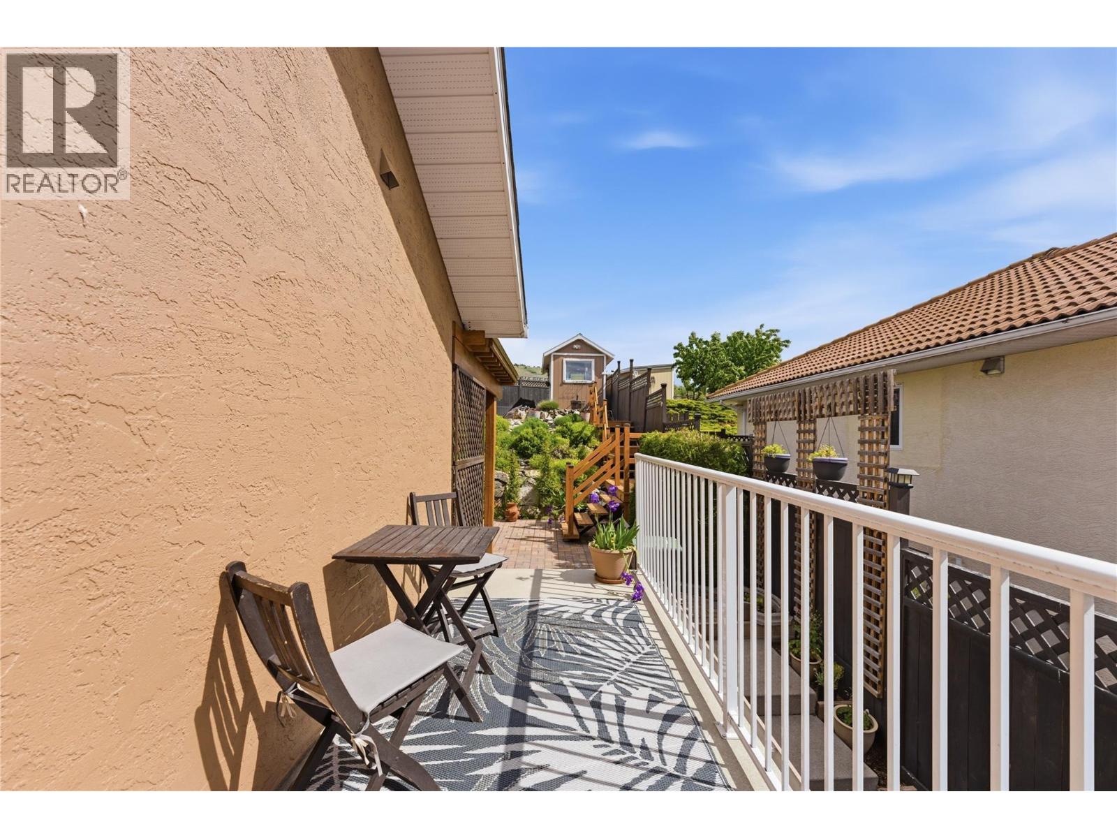 6815 Cameo Drive N - 46
