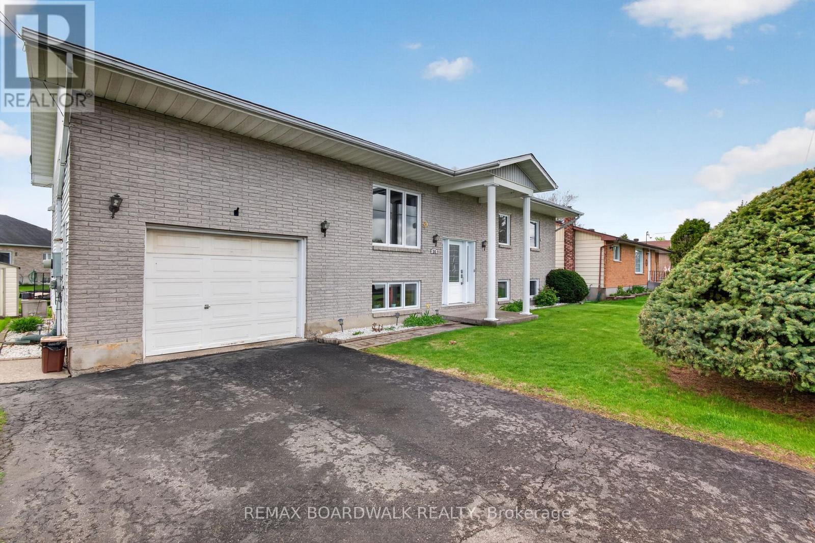 14 ALBERT STREET - Image 3