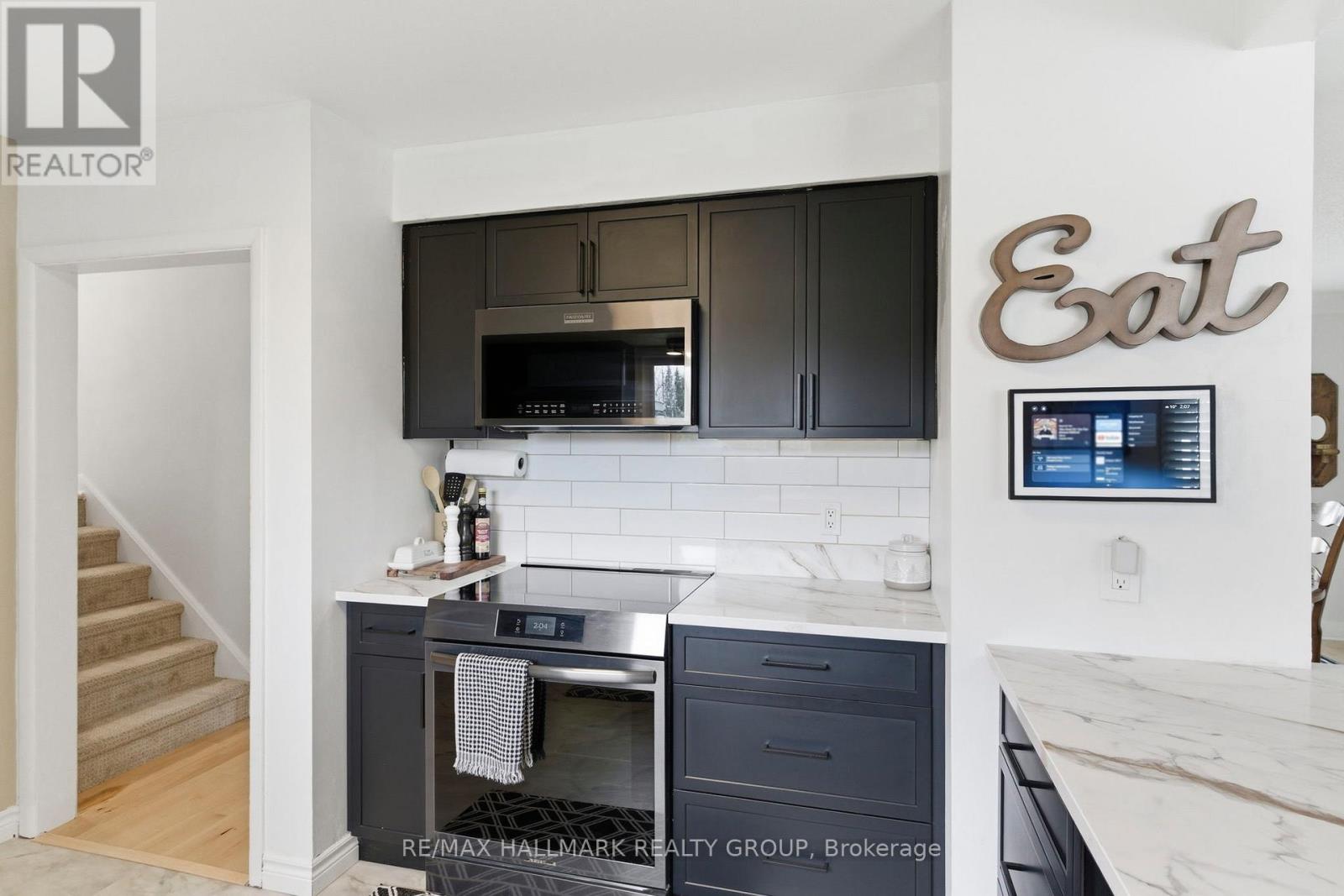 37 BROOKVIEW CRESCENT - 12