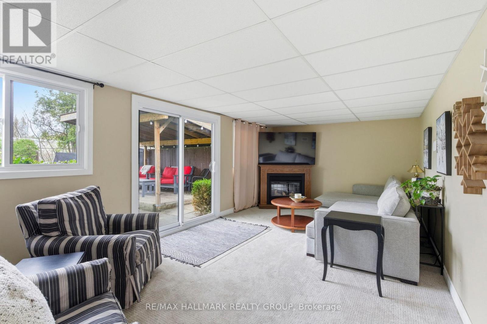37 BROOKVIEW CRESCENT - 19