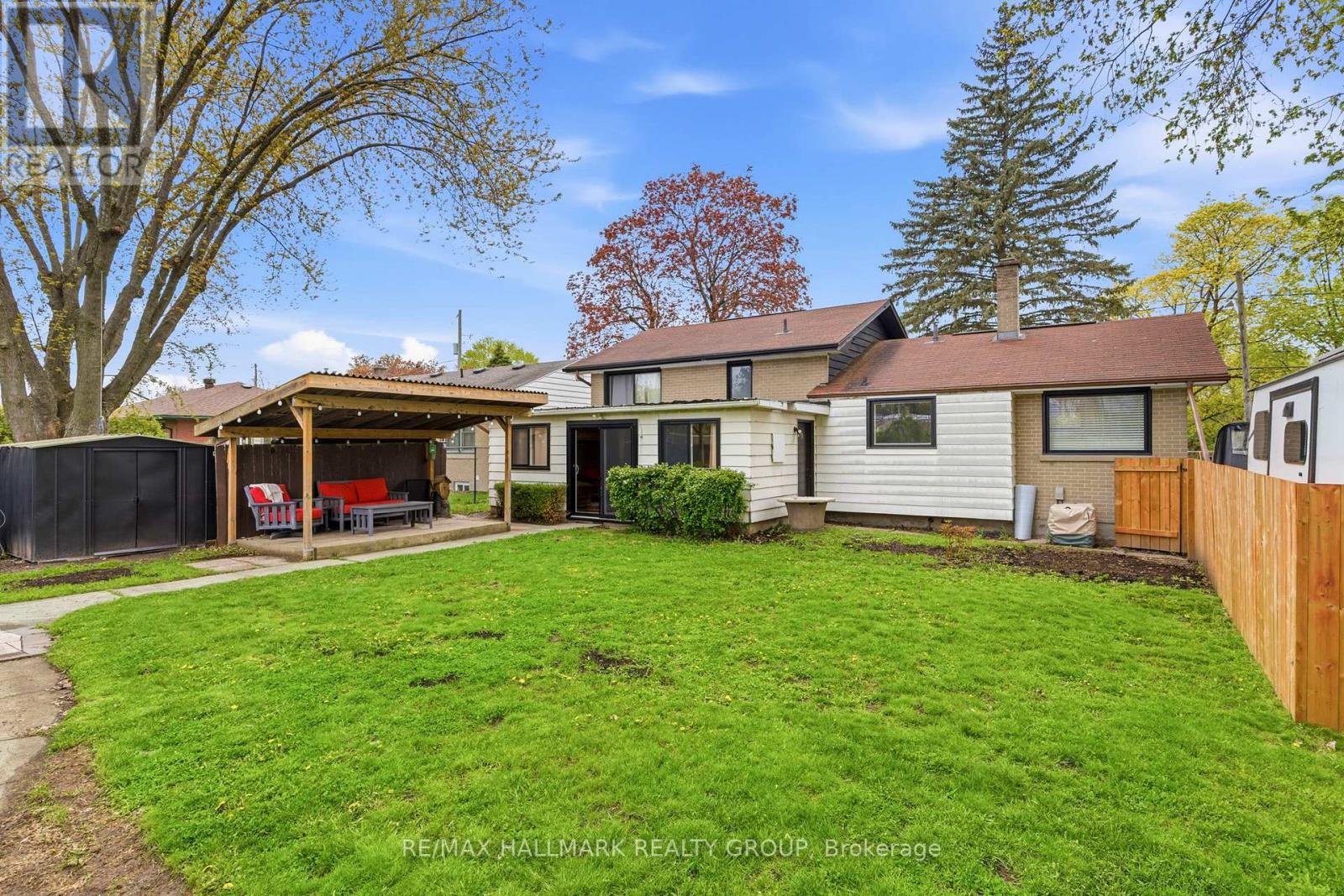 37 BROOKVIEW CRESCENT - 27