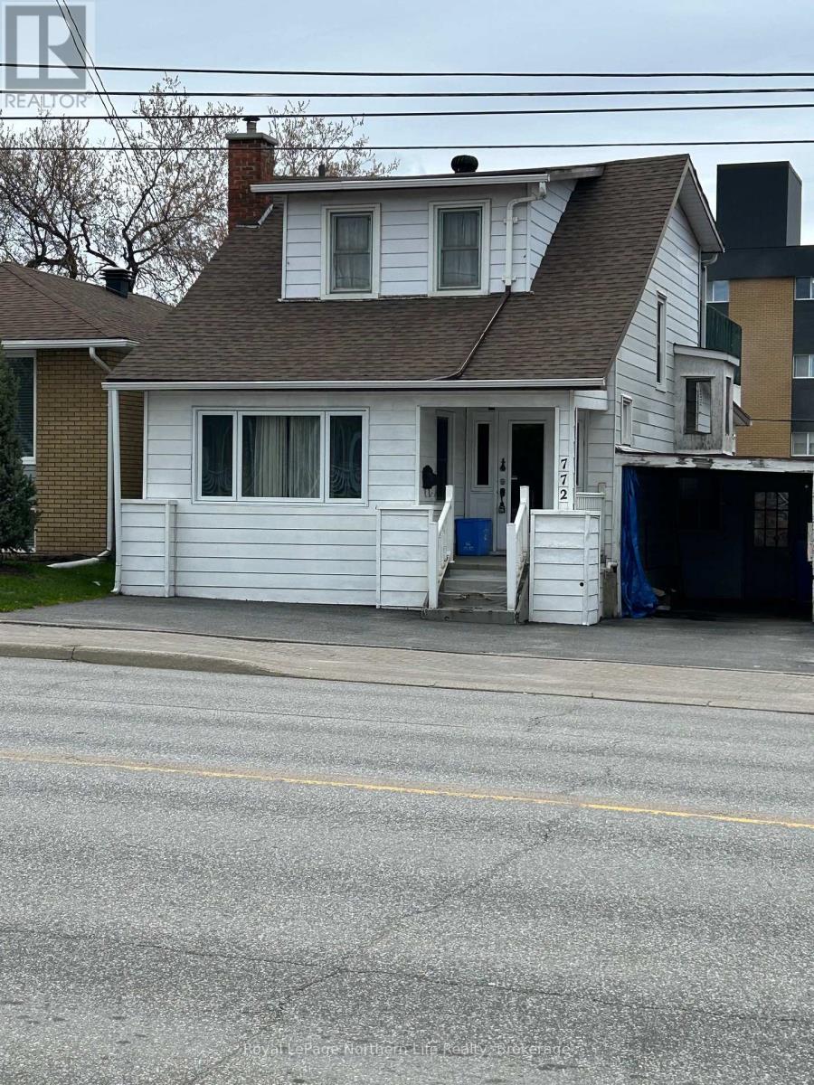 772 ALGONQUIN AVENUE - 1