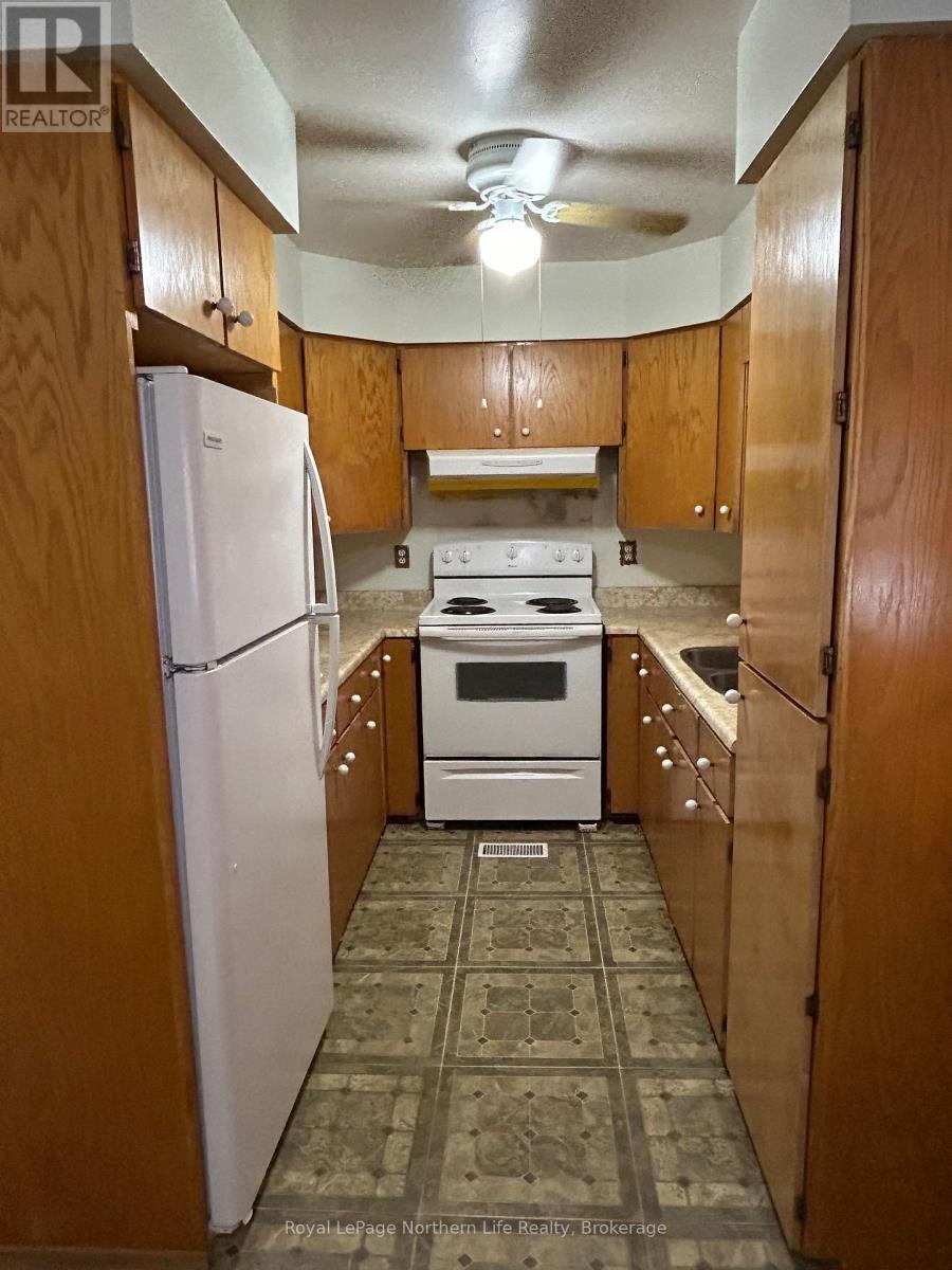 772 ALGONQUIN AVENUE - 14