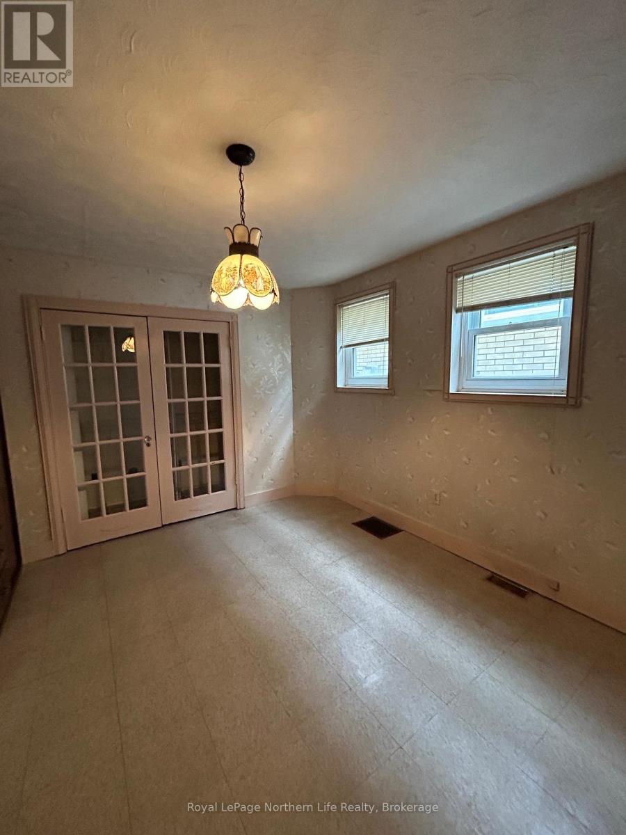 772 ALGONQUIN AVENUE - 18