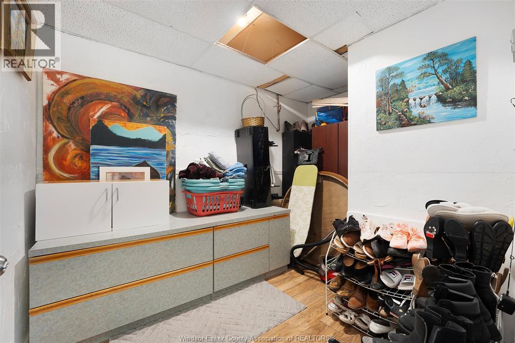 2415 CABANA ROAD West, Windsor, Ontario, N9G1E2 — Photo 28