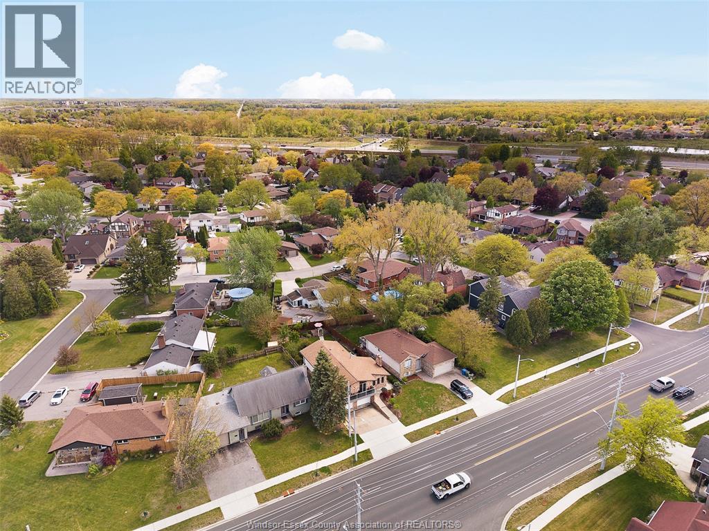 2415 CABANA ROAD West, Windsor, Ontario, N9G1E2 — Photo 38