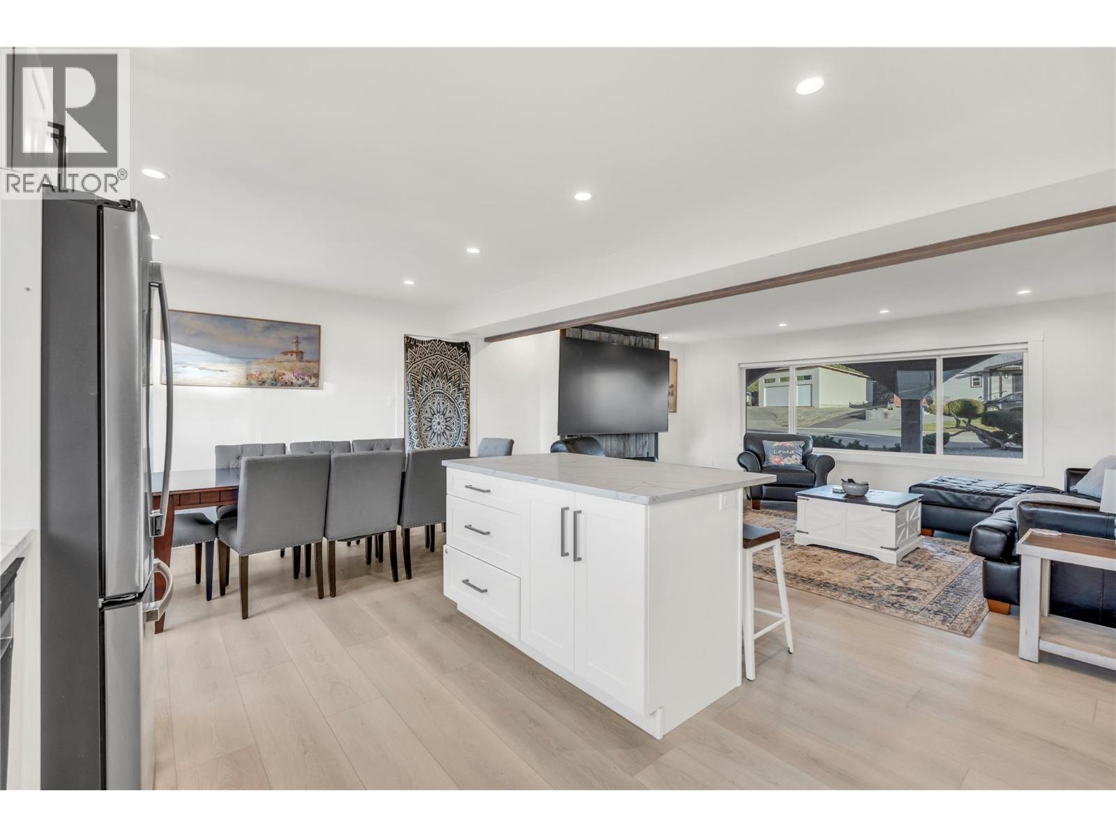 172 MacCleave Court - 30