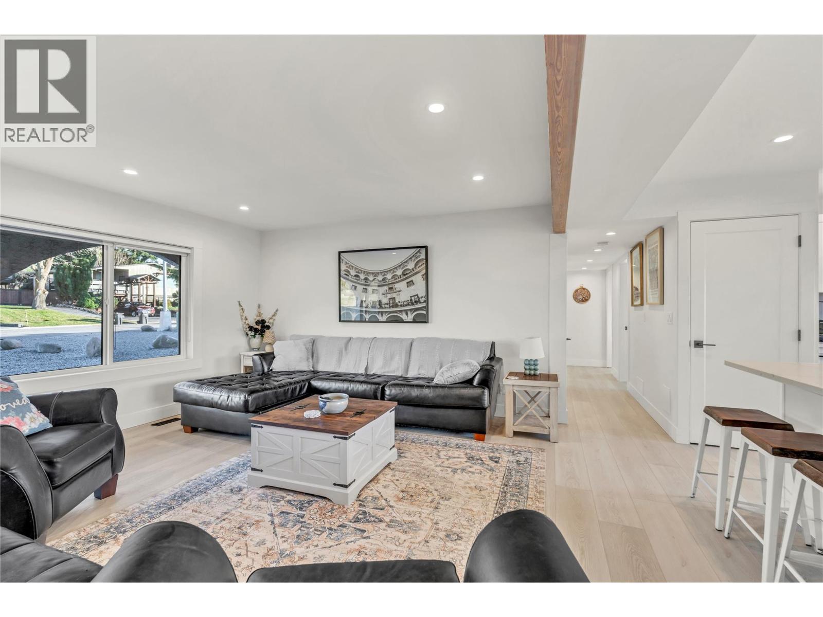 172 MacCleave Court - 33