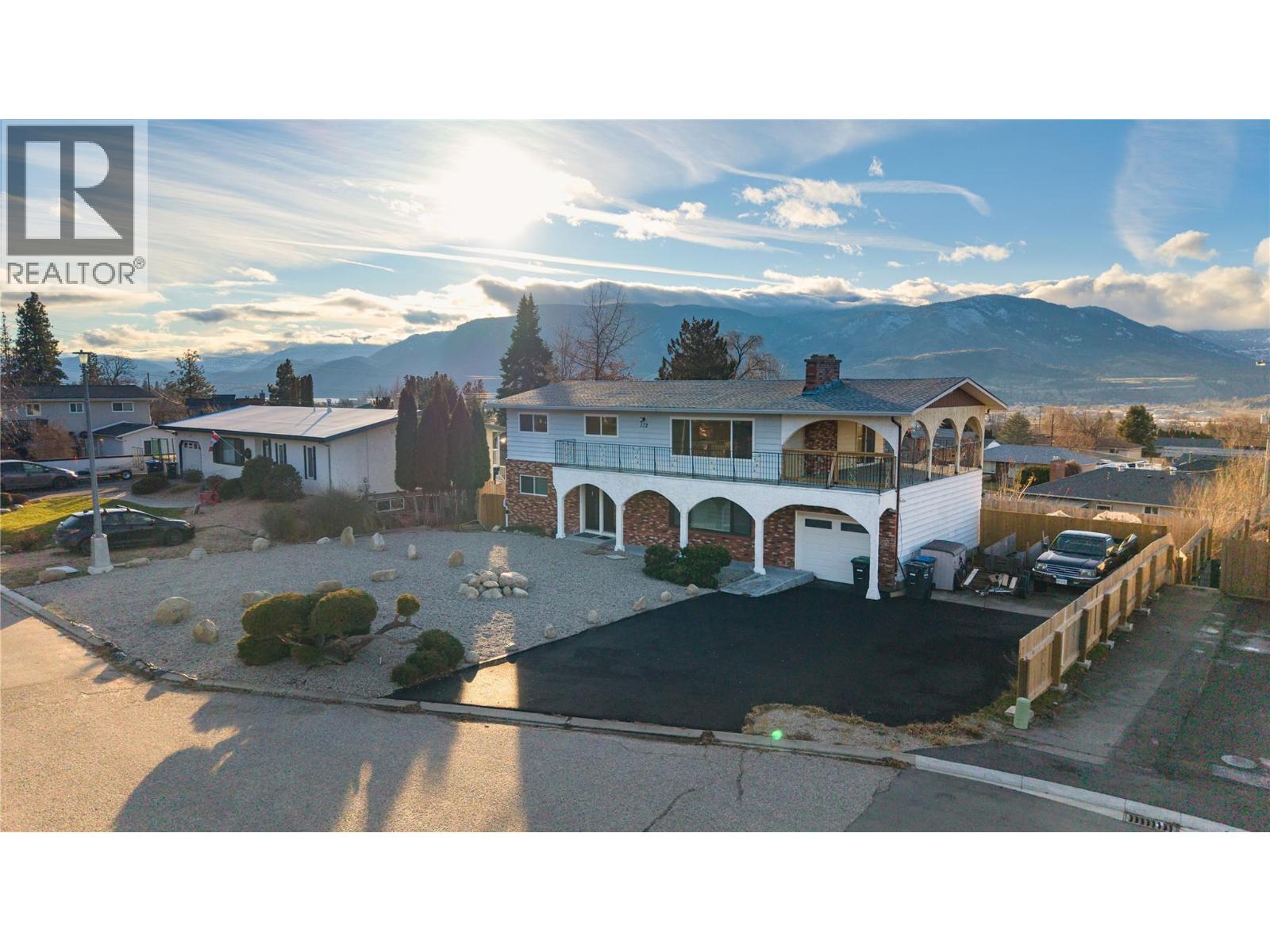 172 MacCleave Court - 55