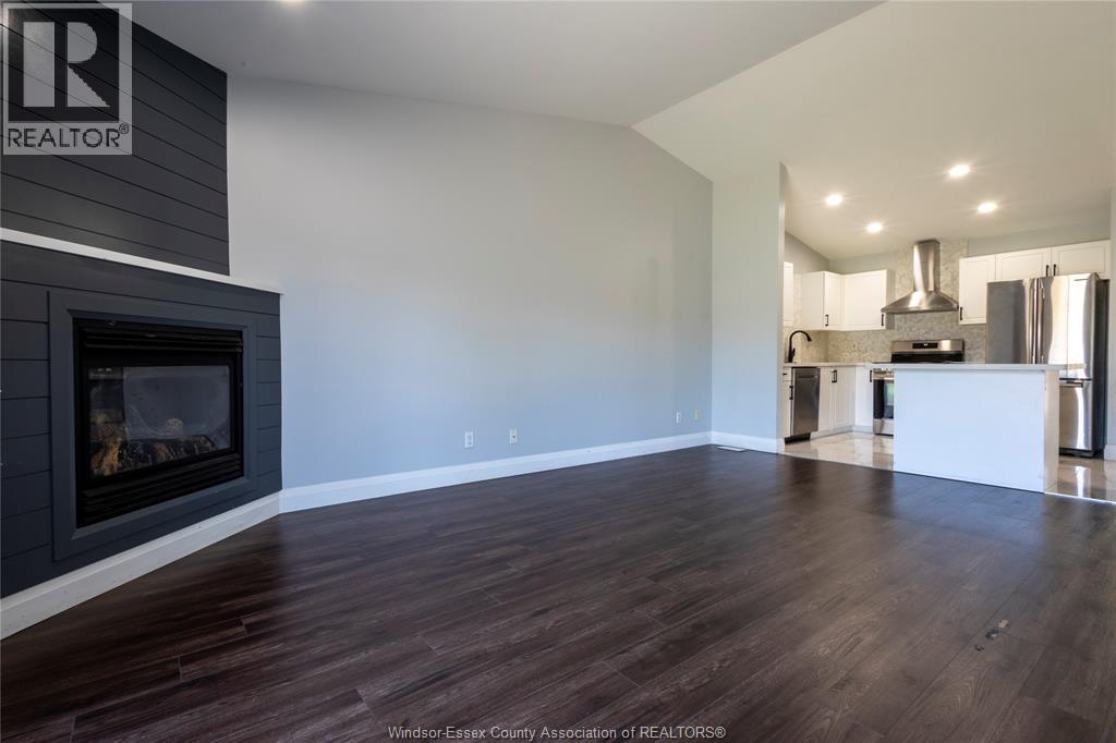 1975 CLOVER, Windsor, Ontario, N8P1W6 — Photo 17