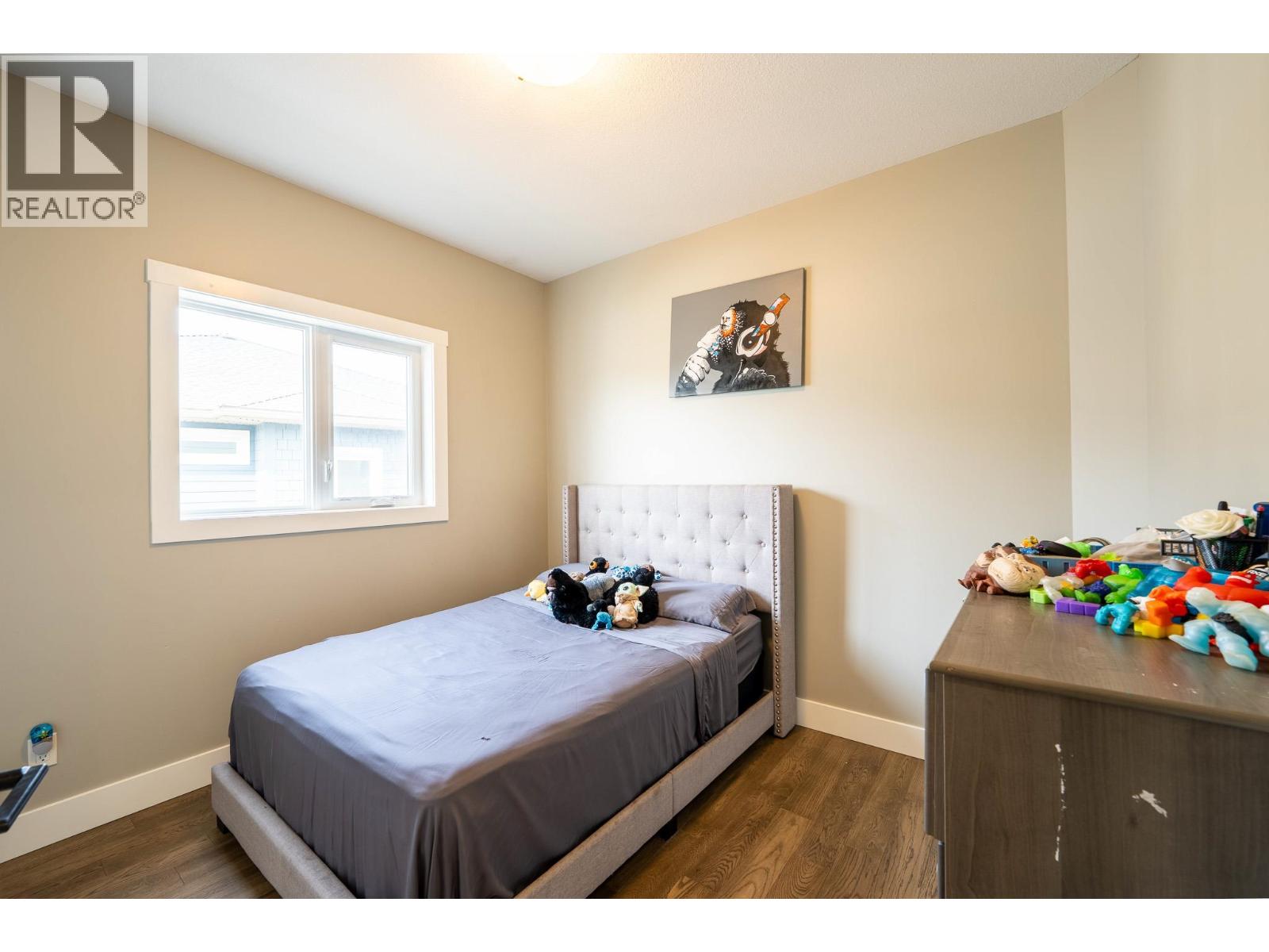 11036 112 AVENUE - 12