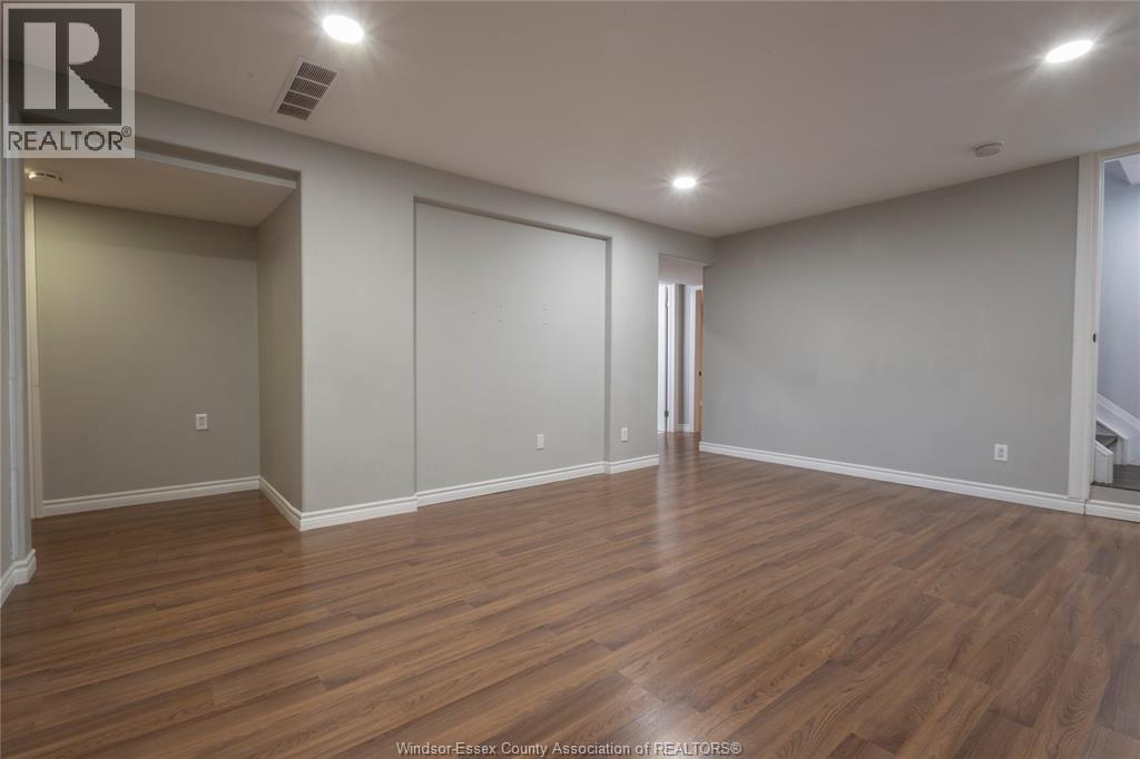 1975 CLOVER, Windsor, Ontario, N8P1W6 — Photo 14