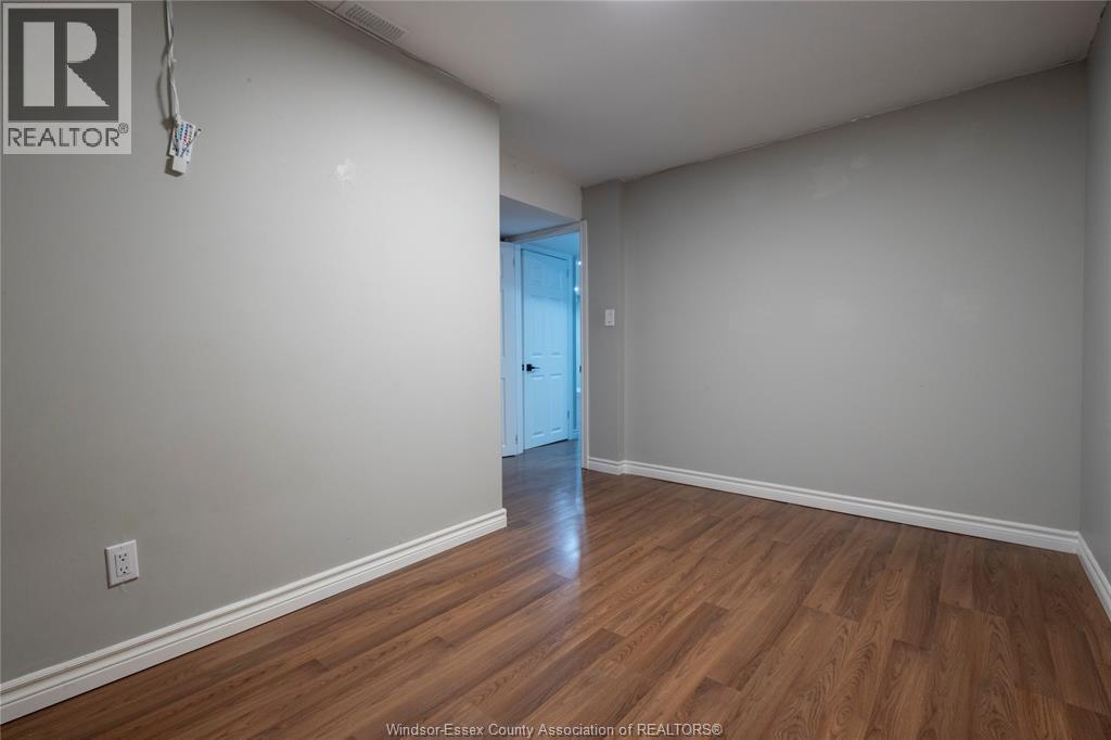1975 CLOVER, Windsor, Ontario, N8P1W6 — Photo 27