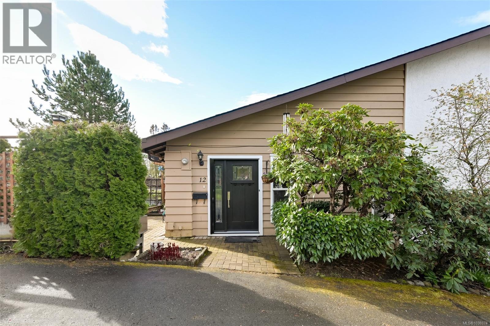 #12 6172 Alington Rd - 1