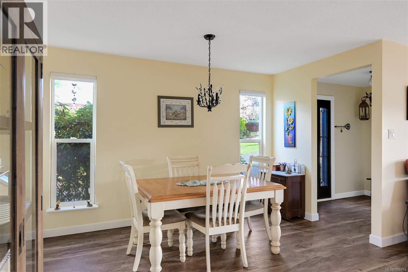 #12 6172 Alington Rd - 9