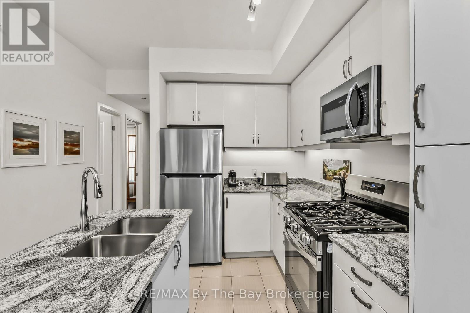 #311 5 SPOONER CRESCENT - 5
