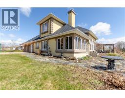 90 Congressional Crescent, photo 2
