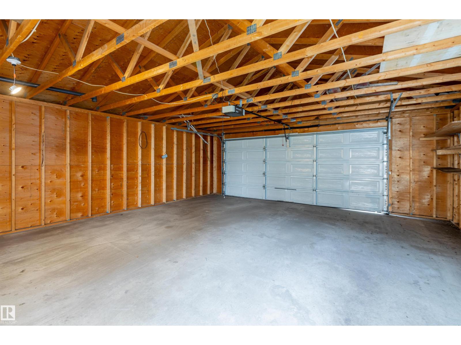 8331 81 AV NW, Edmonton