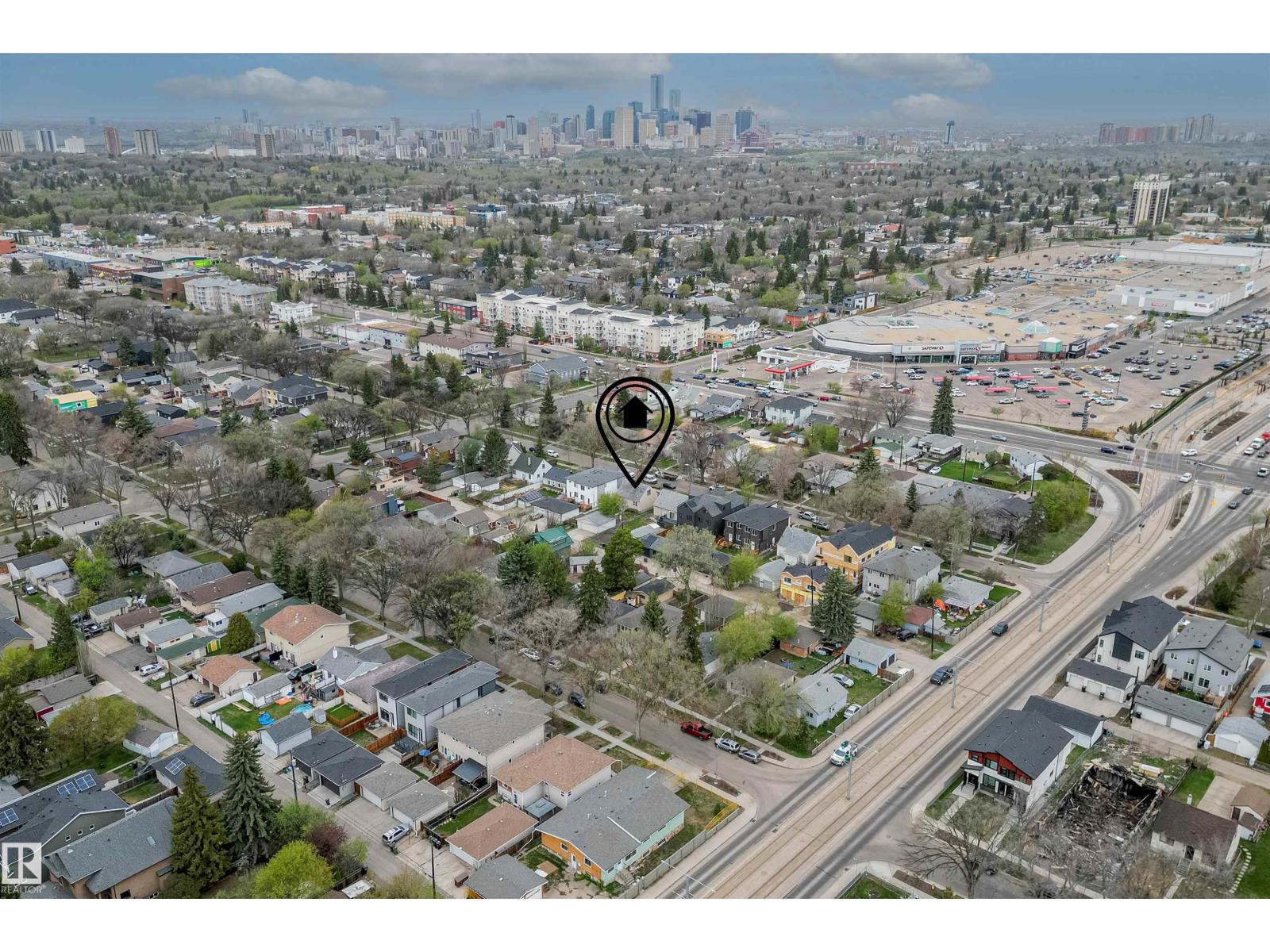 8331 81 AV NW, Edmonton