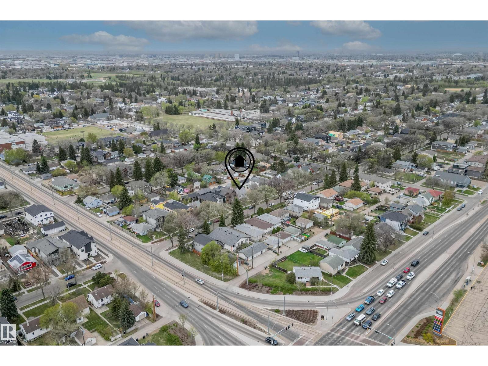 8331 81 AV NW, Edmonton