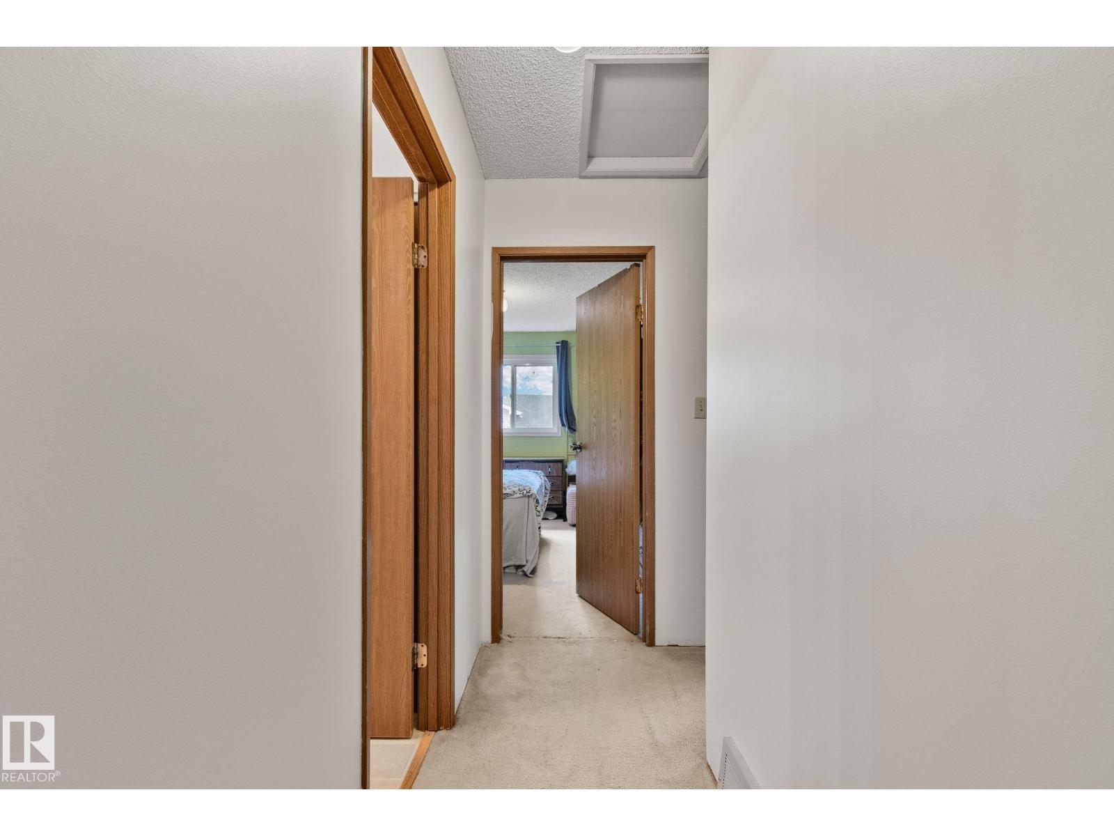 4707 10A AV NW — photo 11